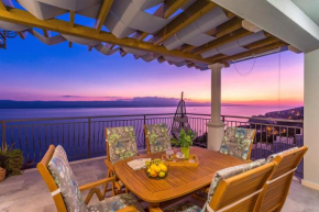 Villa S&A with heated private pool, 3 bedrooms, 3 bathrooms, playground